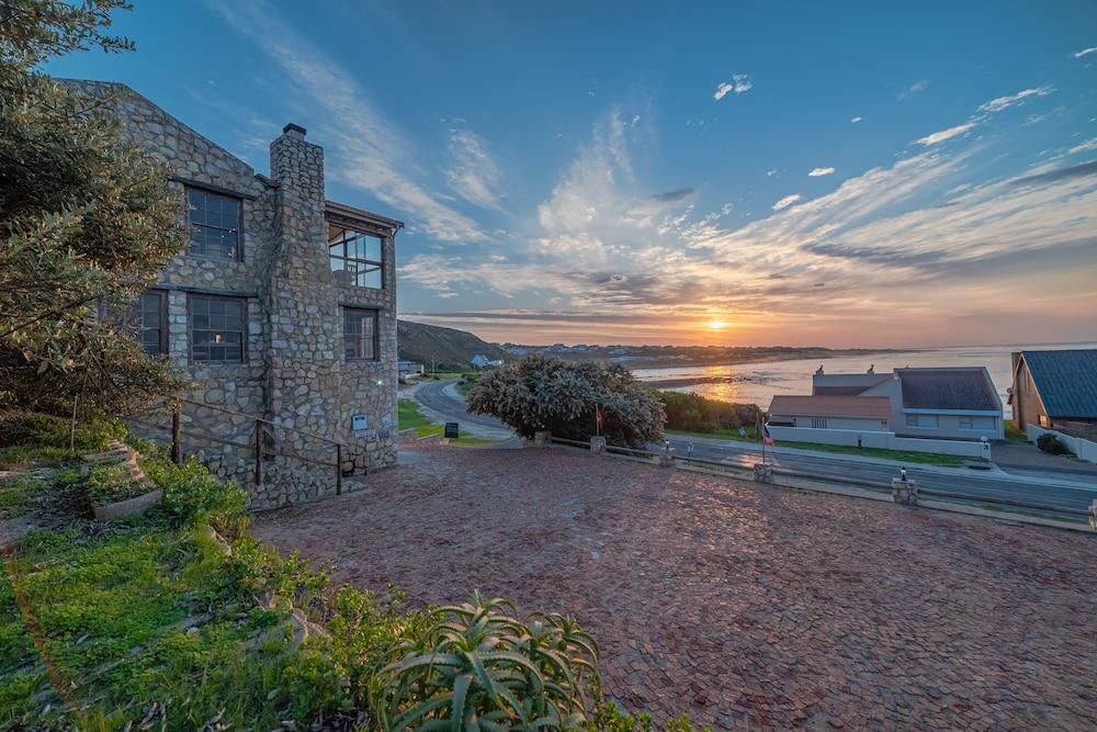 Agulhas Country Lodge Exterior photo